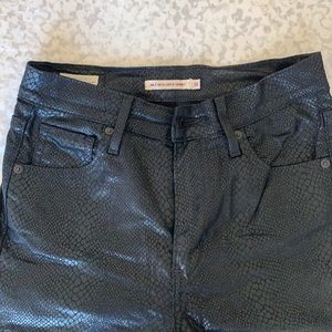 Levi’s Mile High Super Skinny Jeans